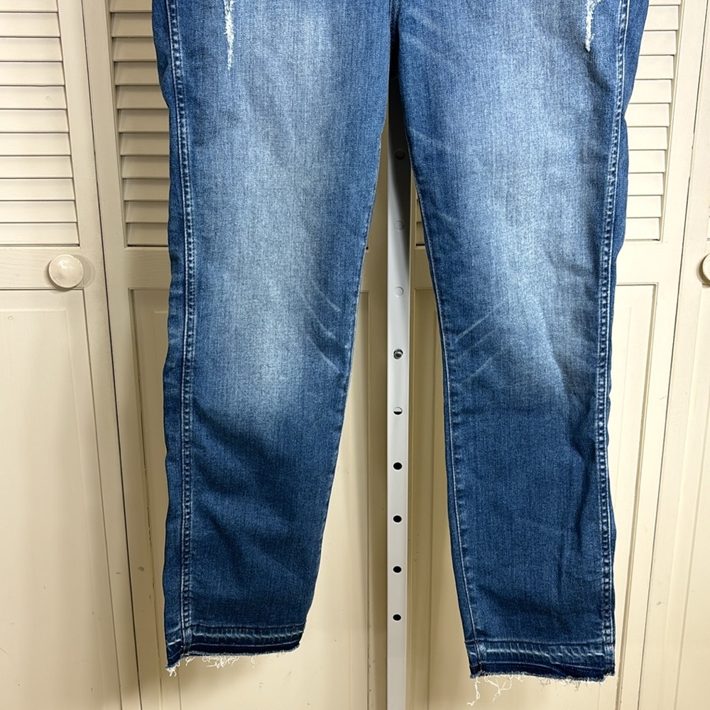 NWT J.Crew Point Sur Hightower Straight Jean with Let-own Hems Size 32 - Picture 4 of 12